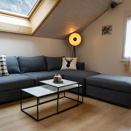 Tilia Penthouse דירה *