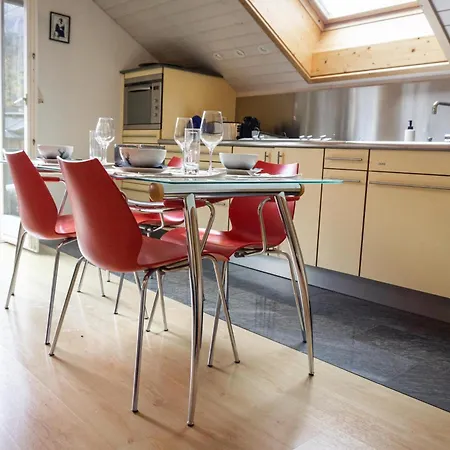 Tilia Penthouse דירה